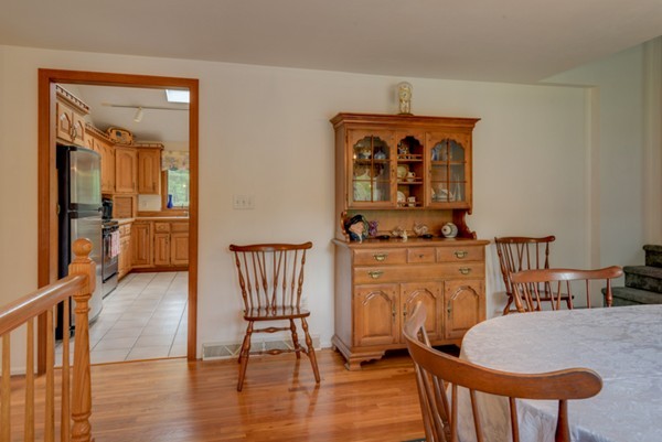 34 Charles Street Georgetown, MA 01833 - Photo 6 of 29 Gallery Image 6