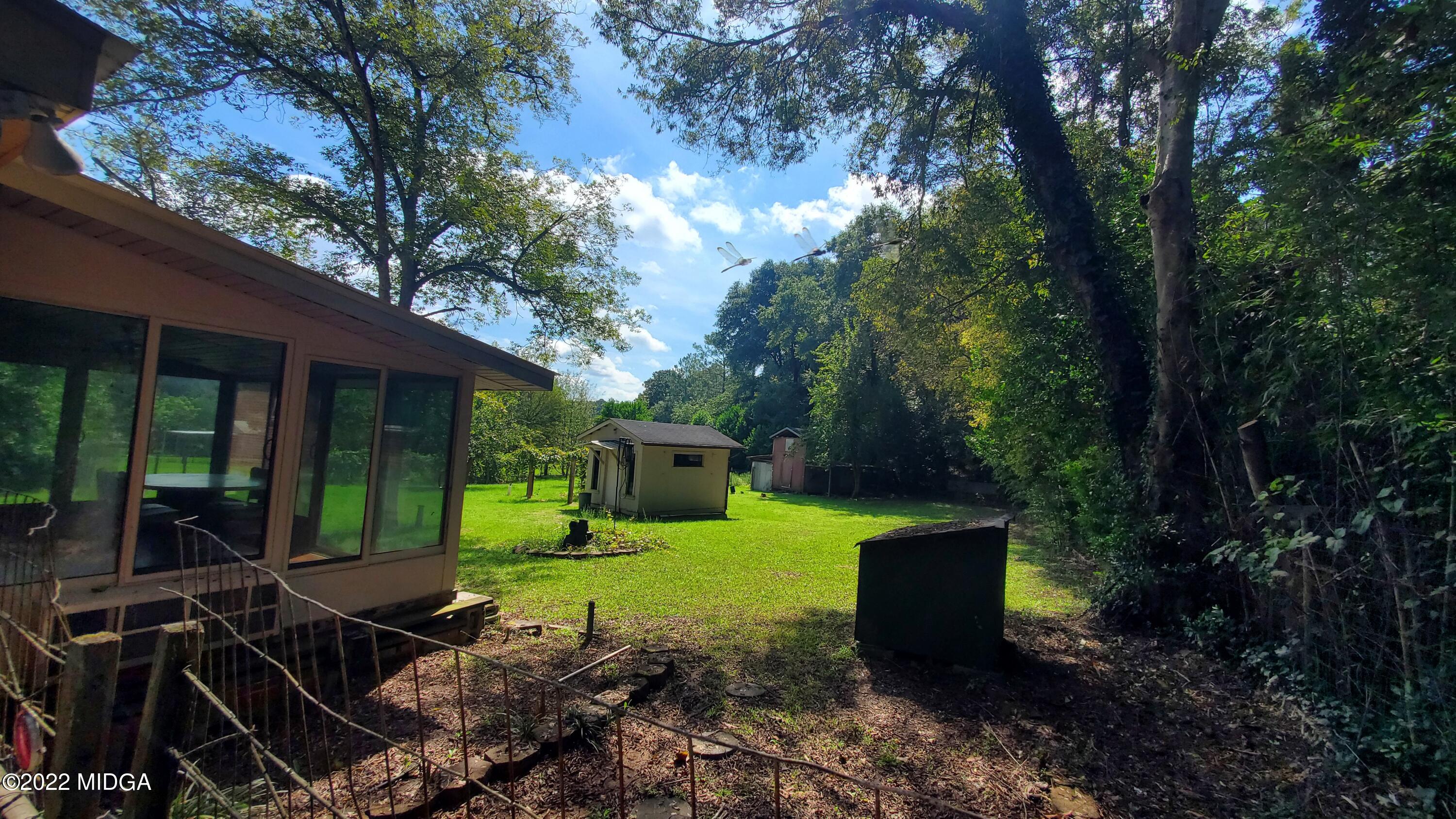 4061 Irwinton Road Macon, GA 31217 - Photo 29 of 46 20220906_112651