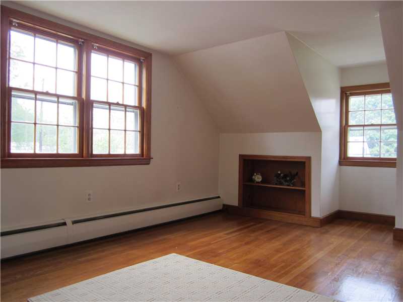 163 Kickemuit Road Warren, RI 02885 - Photo 18 of 21 Bedroom. Upstairs Bedroom #2