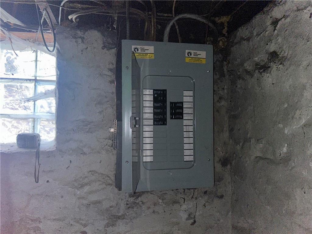 553 Price Avenue Braddock, PA 15104 - Photo 15 of 15 a view of entrance