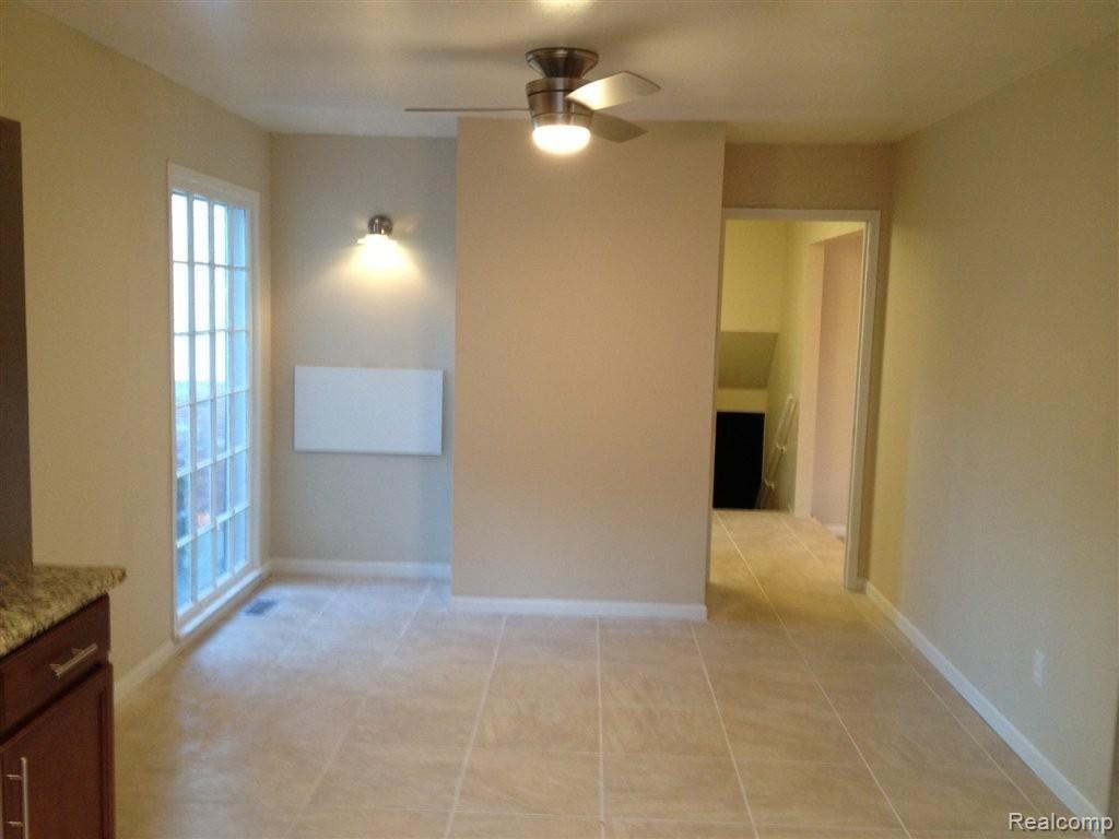 21161 Andover Road Southfield, MI 48076 - Photo 12 of 23 IMG_0658.jpg