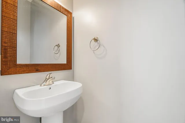 $2,799 | 1119 Pennywort Circle, Sykesville, MD 21784