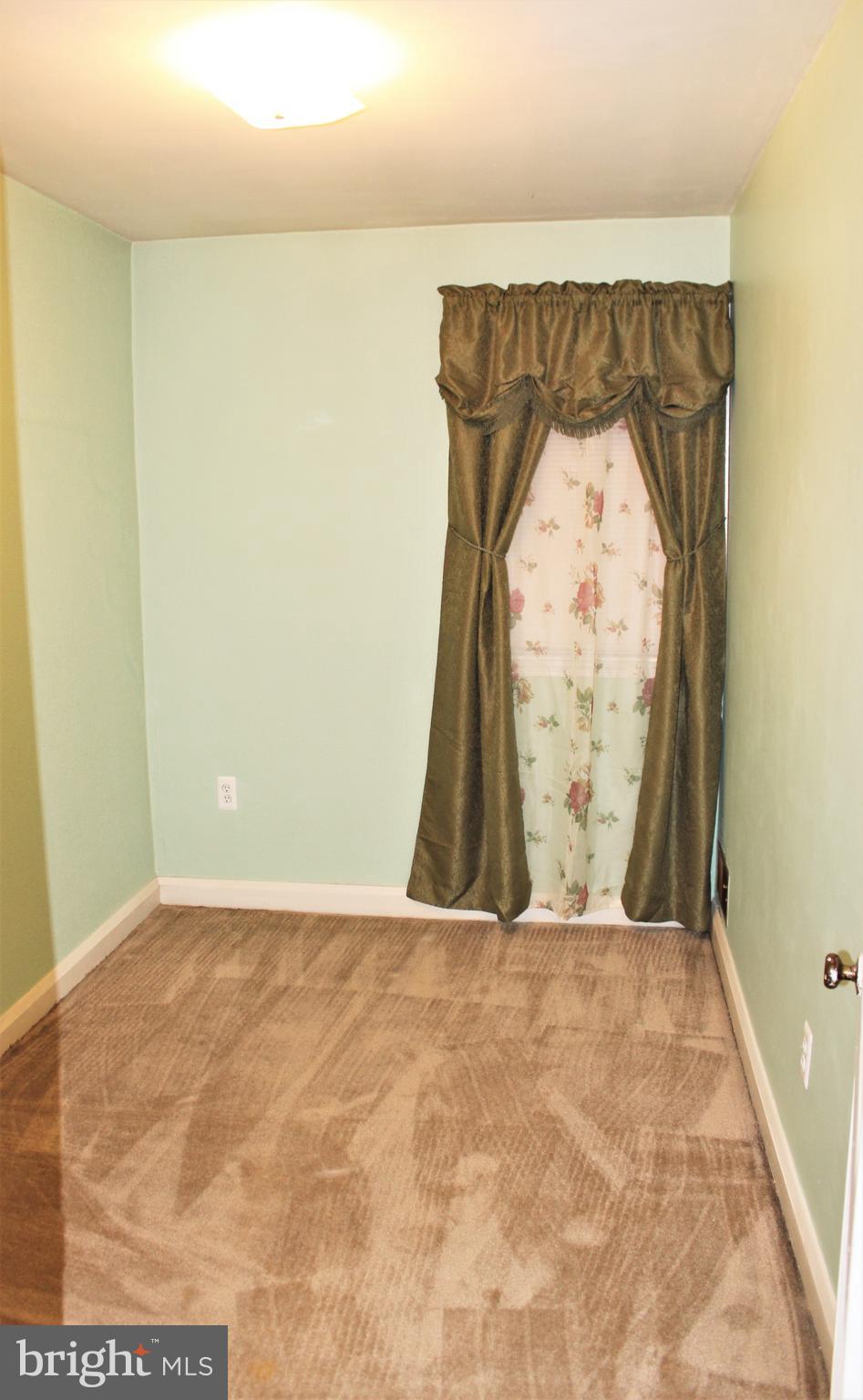 2235 Vailthorn Road Baltimore, MD 21220 - Photo 11 of 38