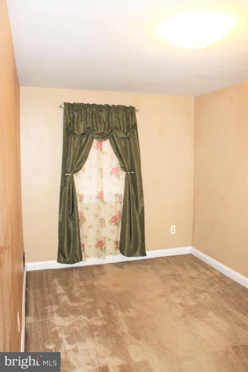 2235 Vailthorn Road Baltimore, MD 21220 - Photo 13 of 38