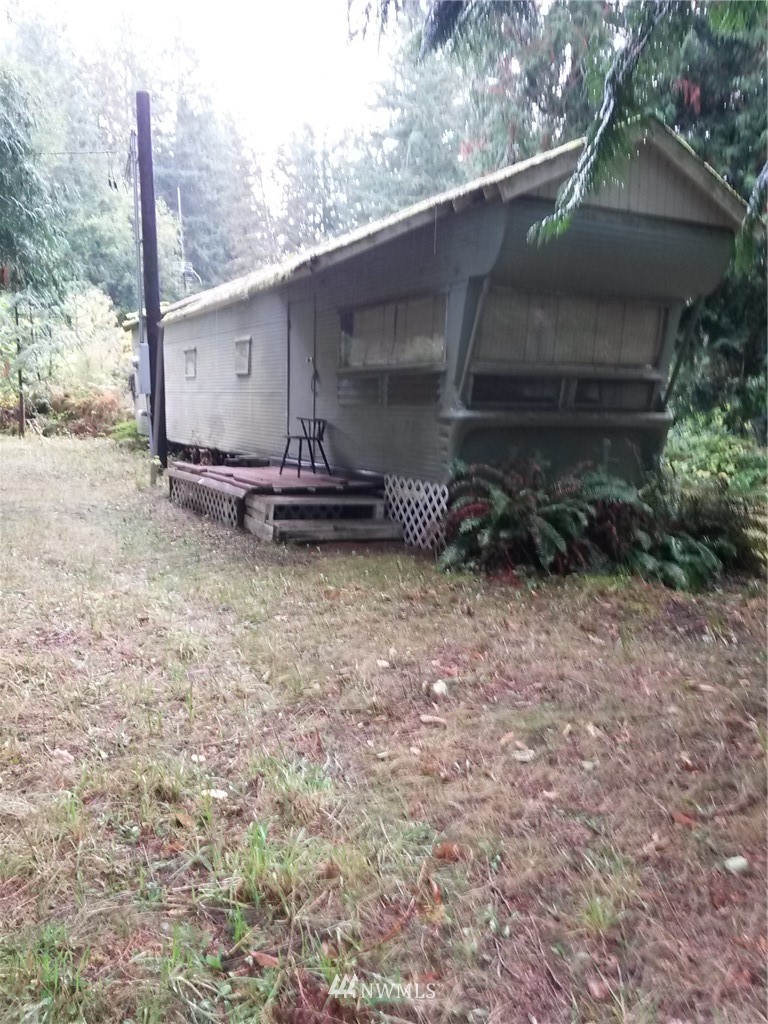 7701 Bailey Road Clinton, WA 98236 - Photo 3 of 4 Gallery Image 3