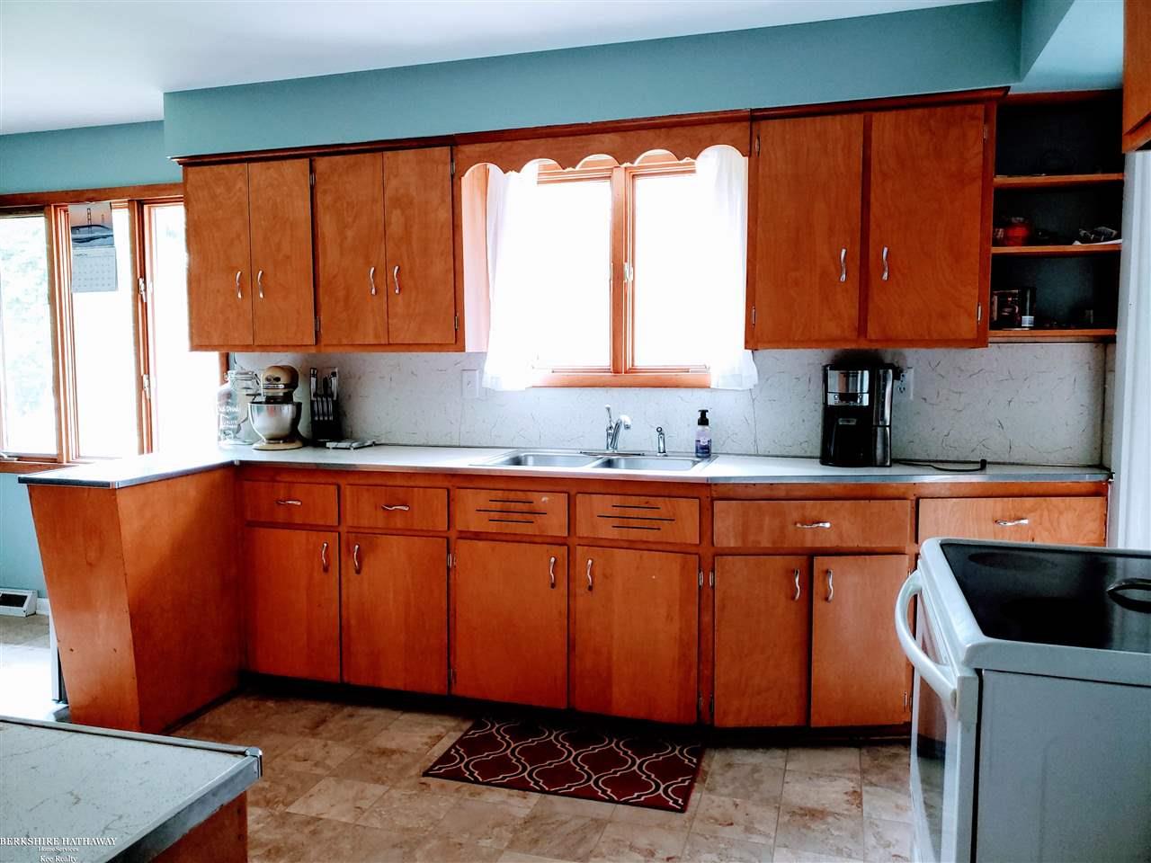 3601 Wixson Road Croswell, MI 48422 - Photo 6 of 32
