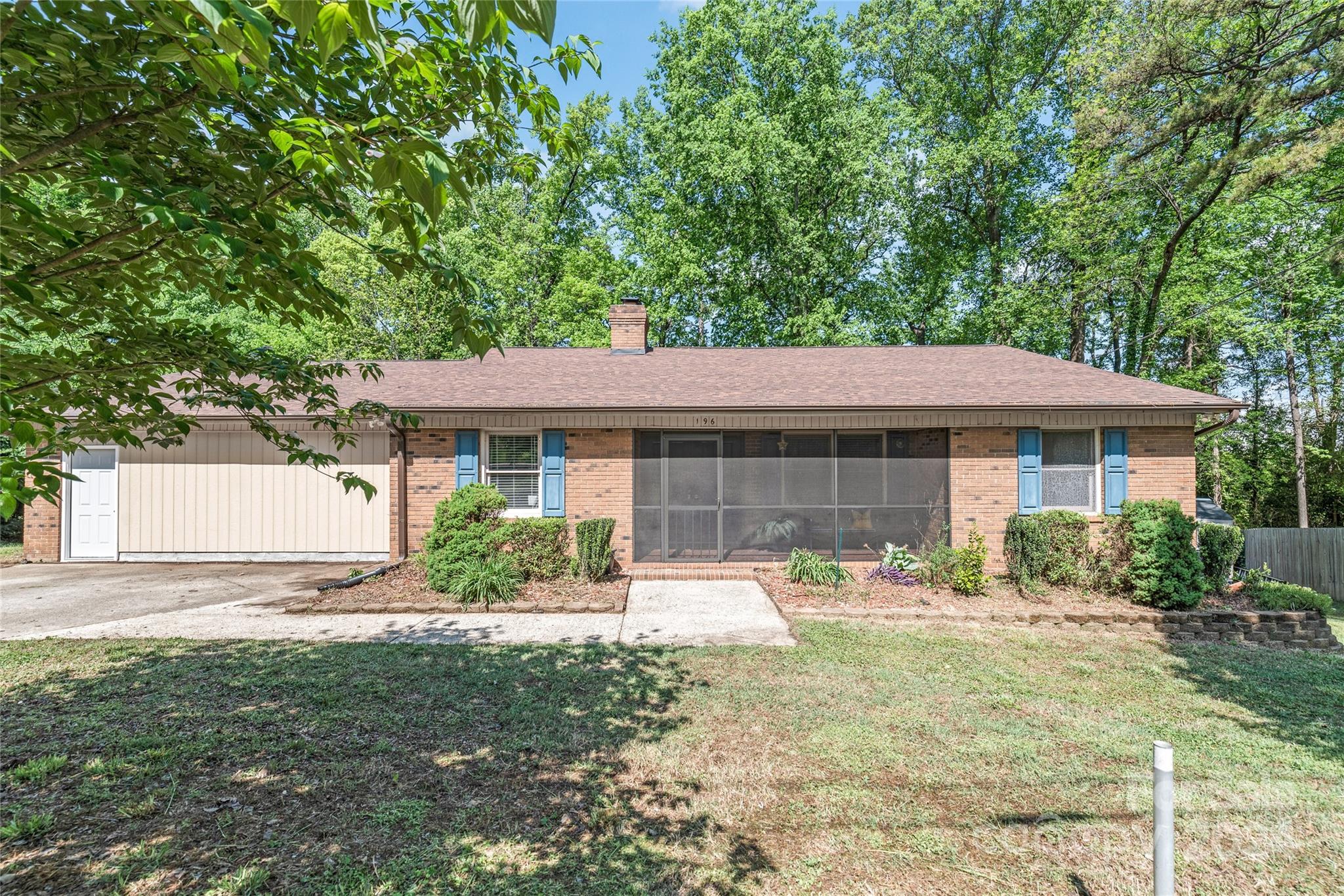 196 Goodman Cir Northeast  