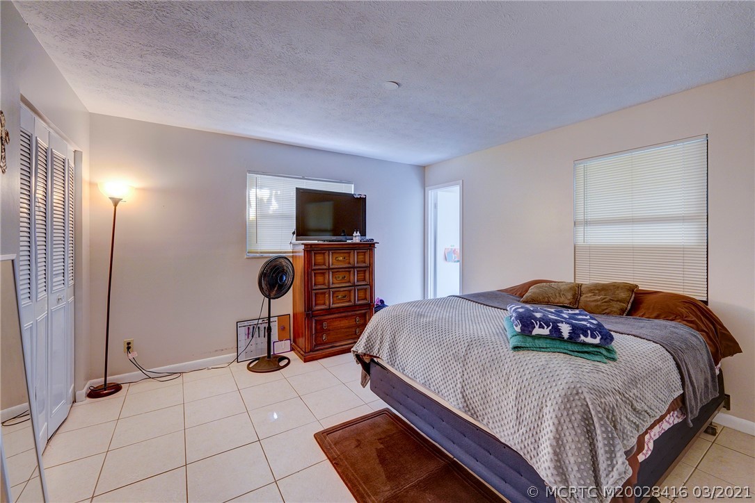 4597 Southeast Marie Way Stuart, FL 34997 - Photo 23 of 37 Gallery Image 23