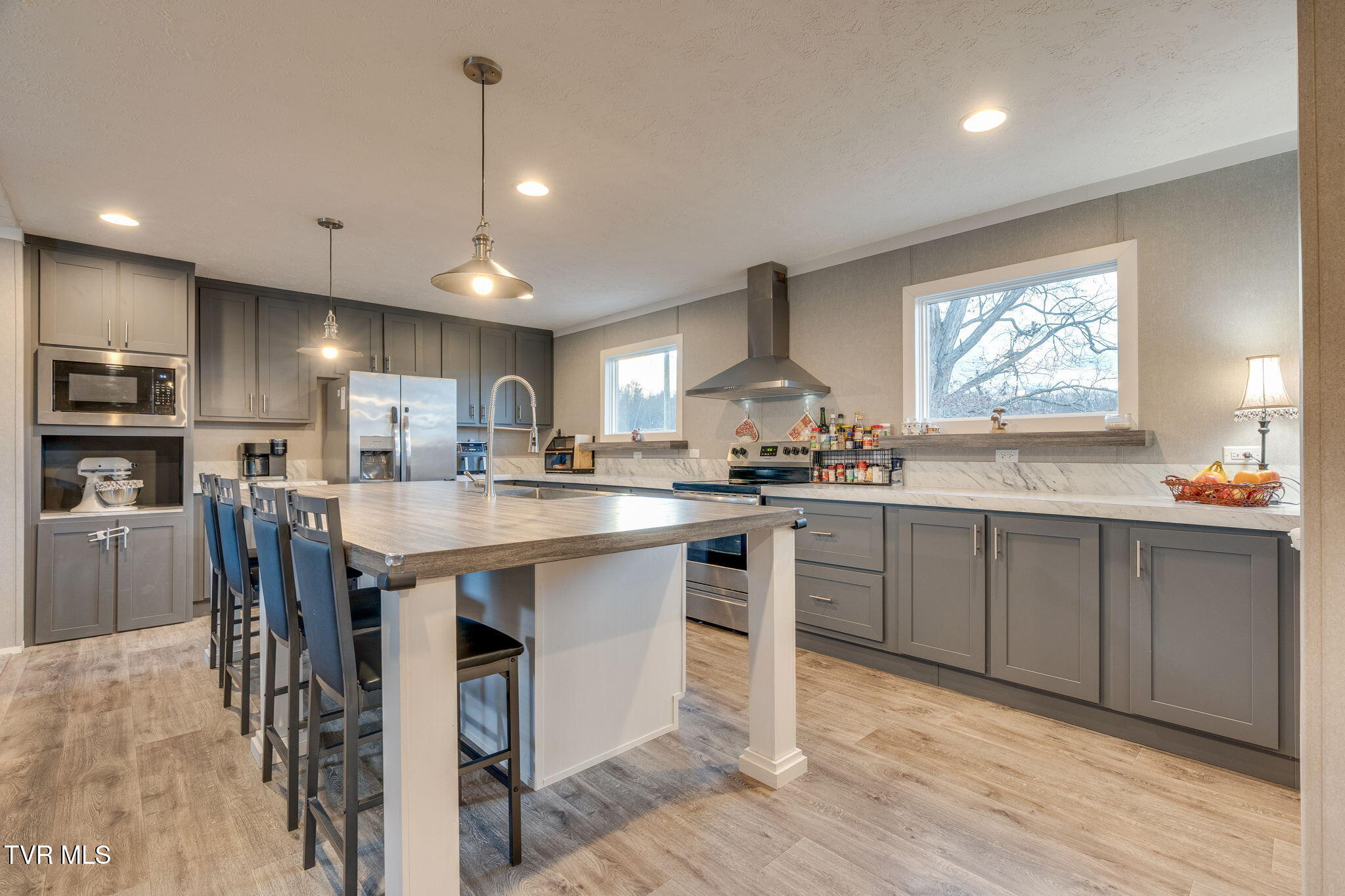 593 Summerville Road Kingsport, TN 37663 - Photo 13 of 30 013