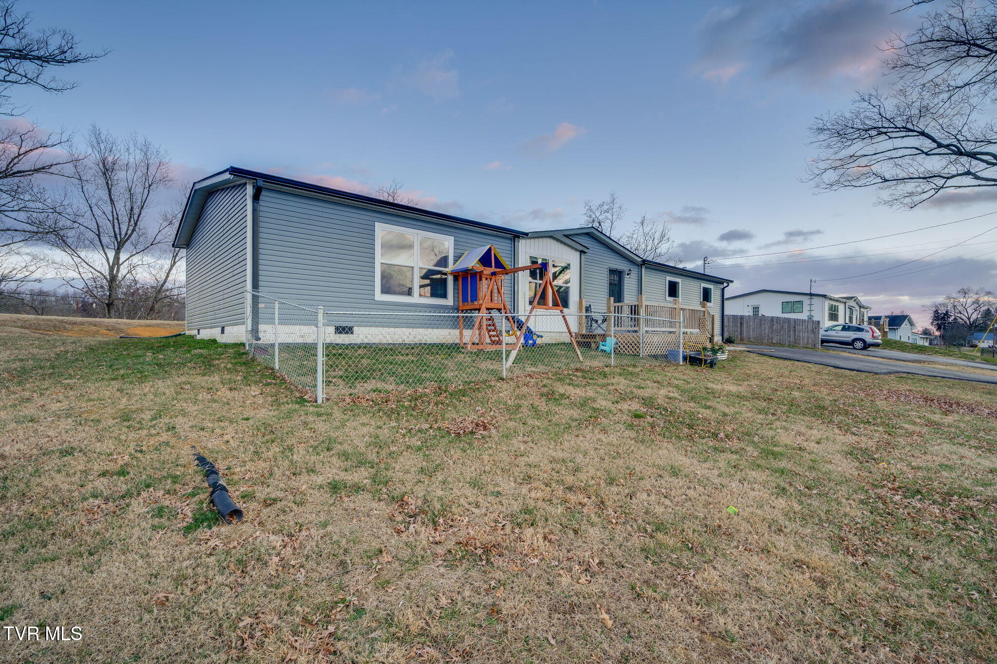 593 Summerville Road Kingsport, TN 37663 - Photo 2 of 30 002