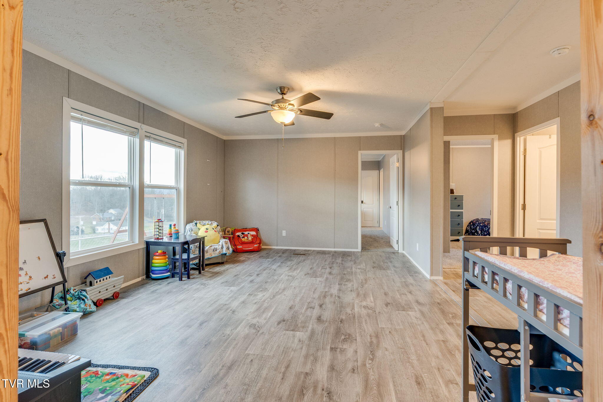 593 Summerville Road Kingsport, TN 37663 - Photo 6 of 30 006