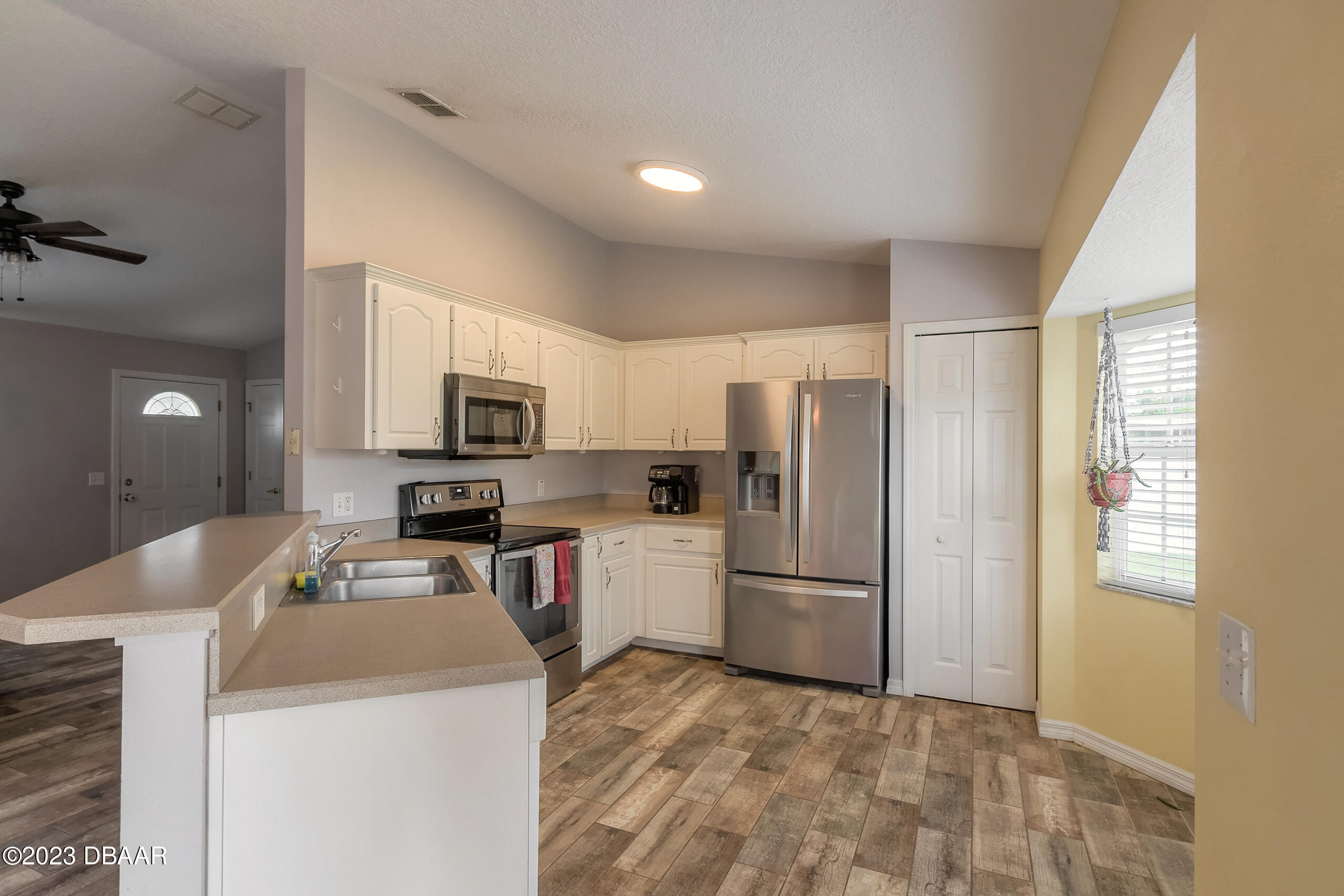 3204 Unity Tree Drive Edgewater, FL 32141 - Photo 10 of 35 3204-10