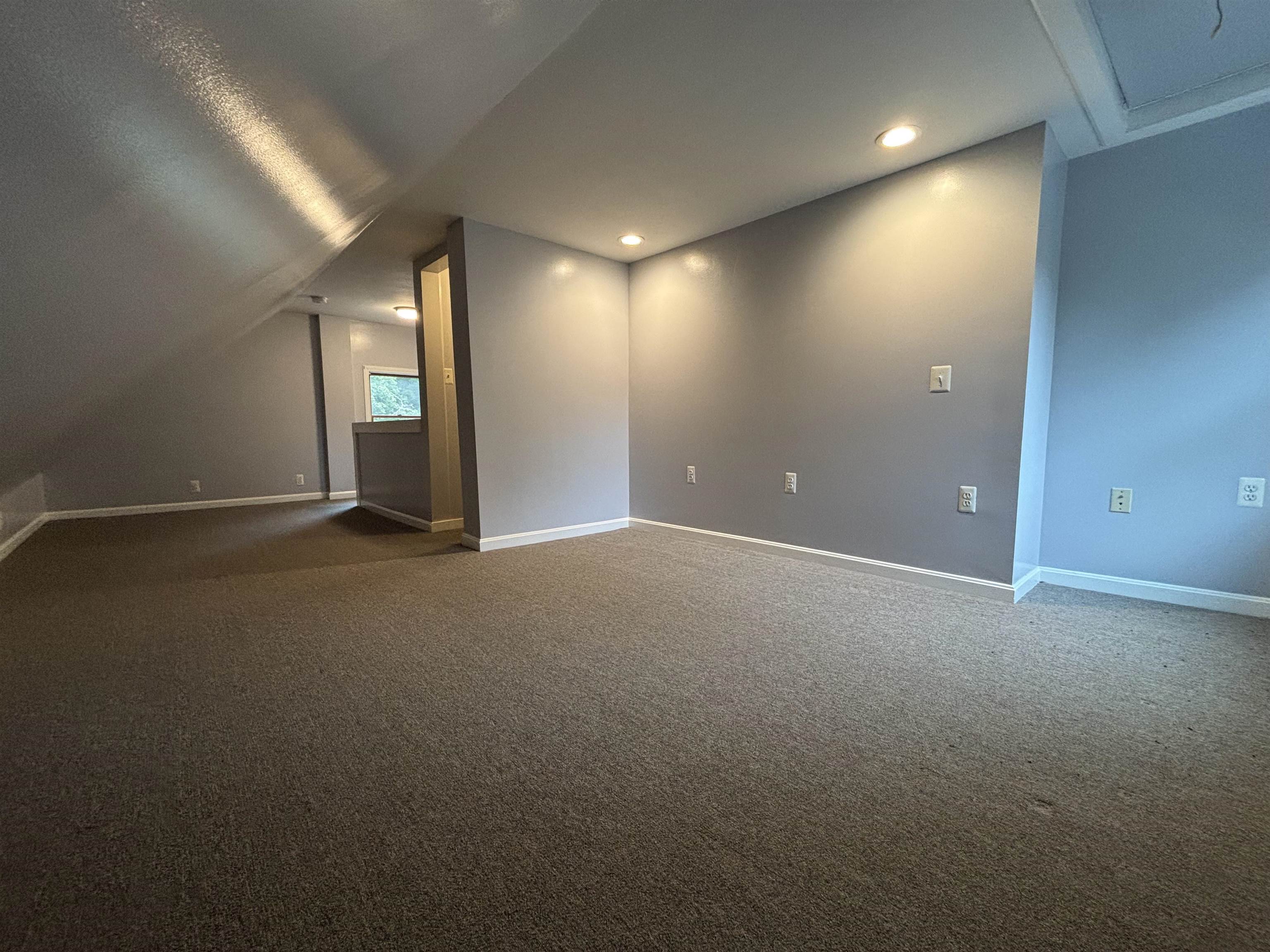 348 North State Street Concord, NH 03301 - Photo 15 of 18 Gallery Image 15