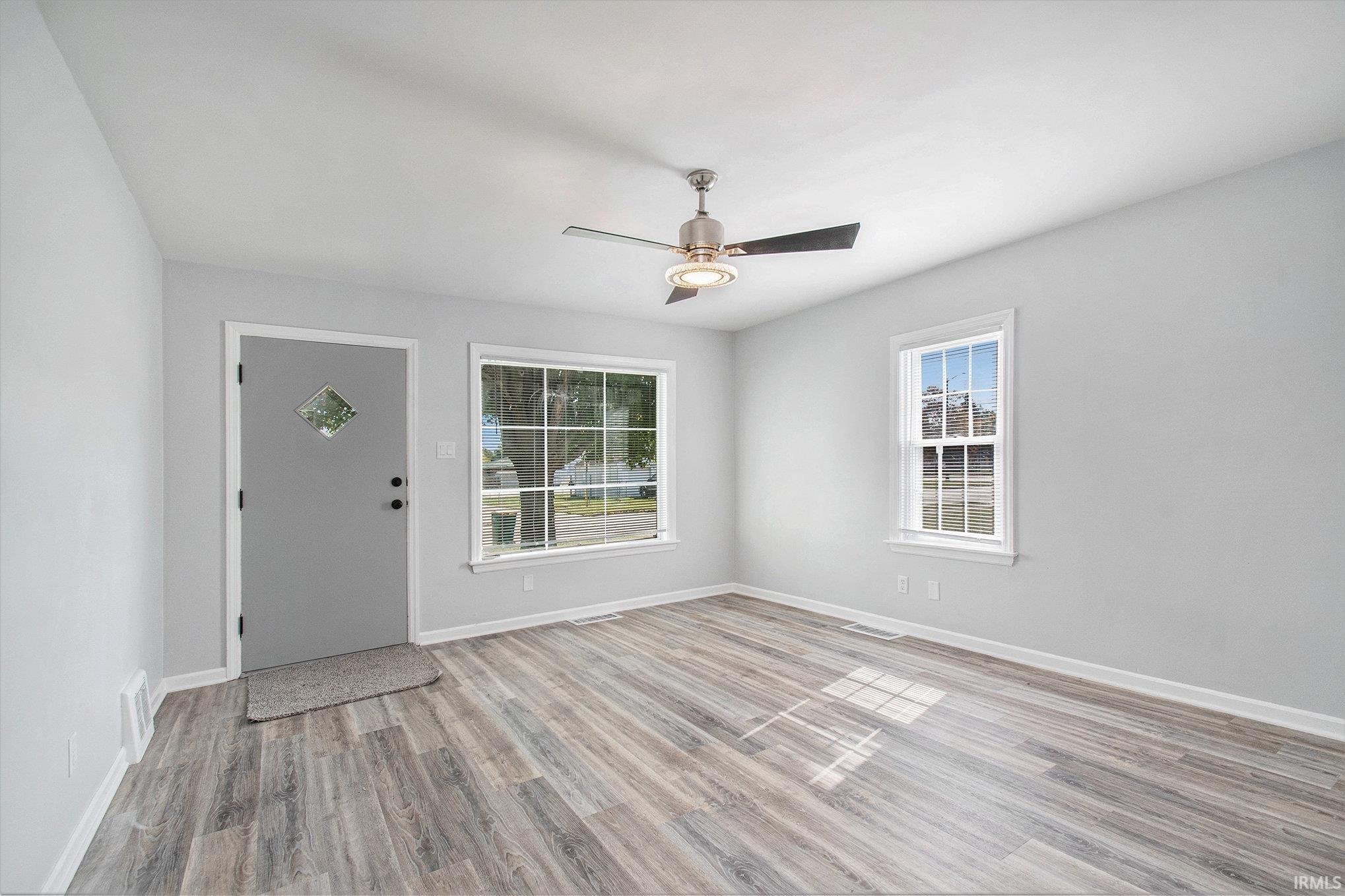 115 Virginia Street Mishawaka, IN 46544 - Photo 4 of 27