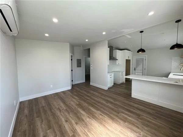 $2,995 | 11248 Woodruff Avenue, Downey, CA 90241