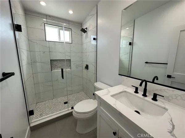 $2,995 | 11248 Woodruff Avenue, Downey, CA 90241