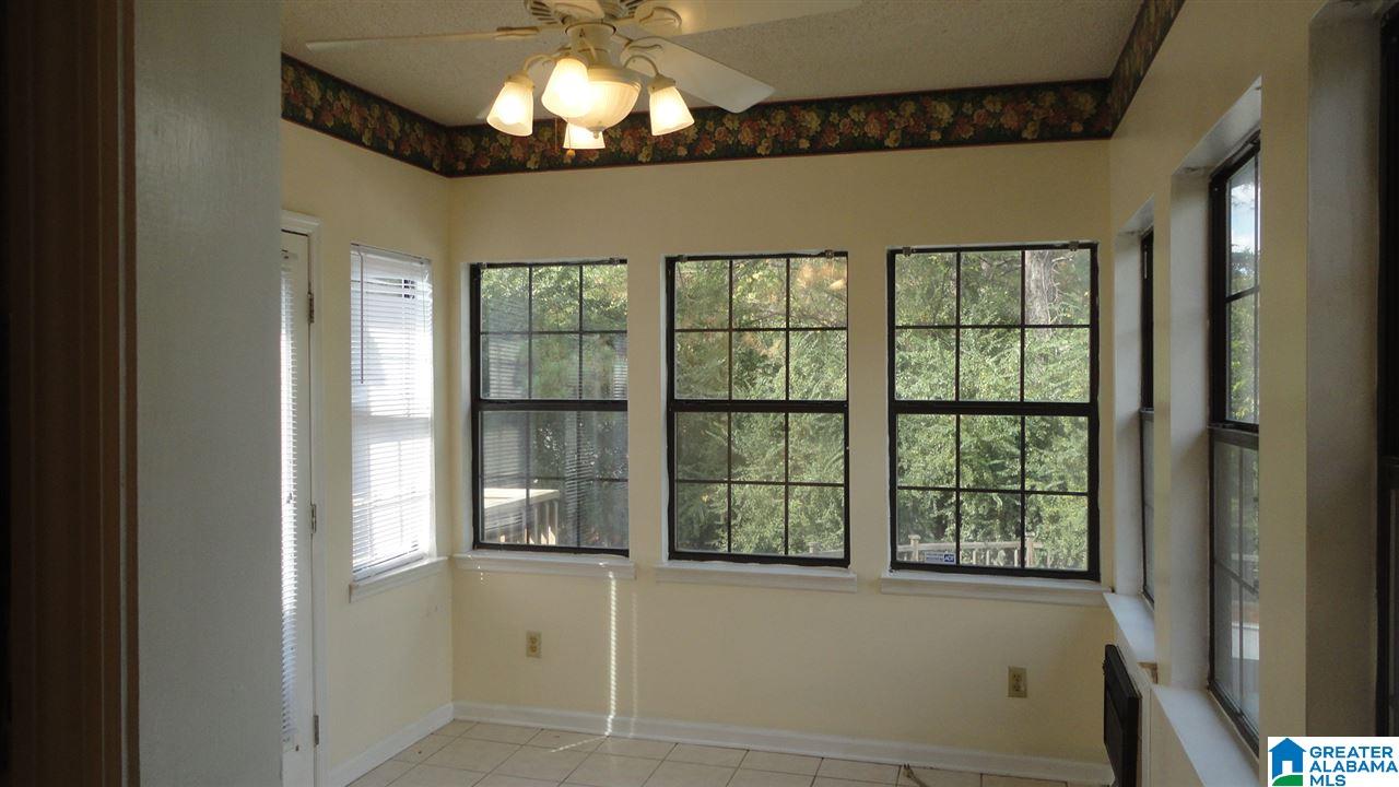 618 Valleyview Drive Pelham, AL 35124 - Photo 10 of 17