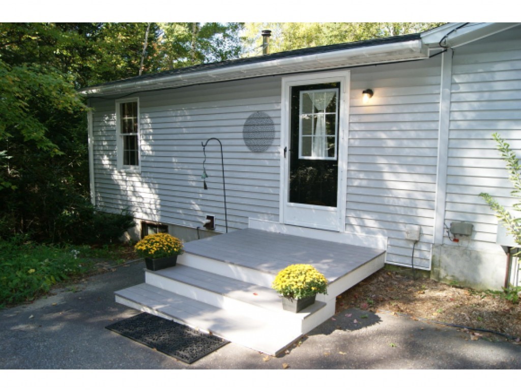 488 Royalston Road Fitzwilliam, NH 03447 - Photo 3 of 29
