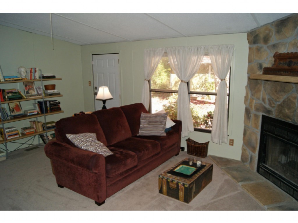 488 Royalston Road Fitzwilliam, NH 03447 - Photo 10 of 29