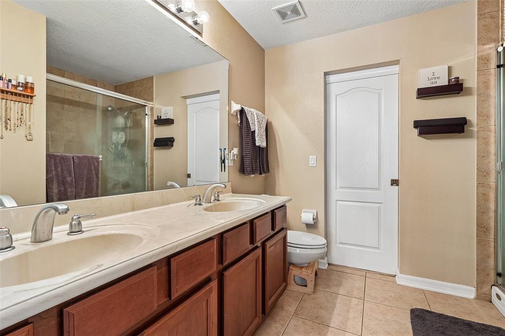 5605 Rutherford Place Oviedo, FL 32765 - Photo 18 of 27 Gallery Image 18