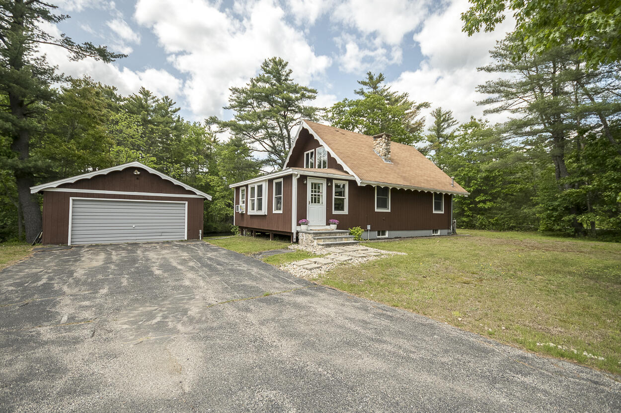 37 Hubbard Road Berwick, ME 03901 - Photo 1 of 26 37 Hubbard 11