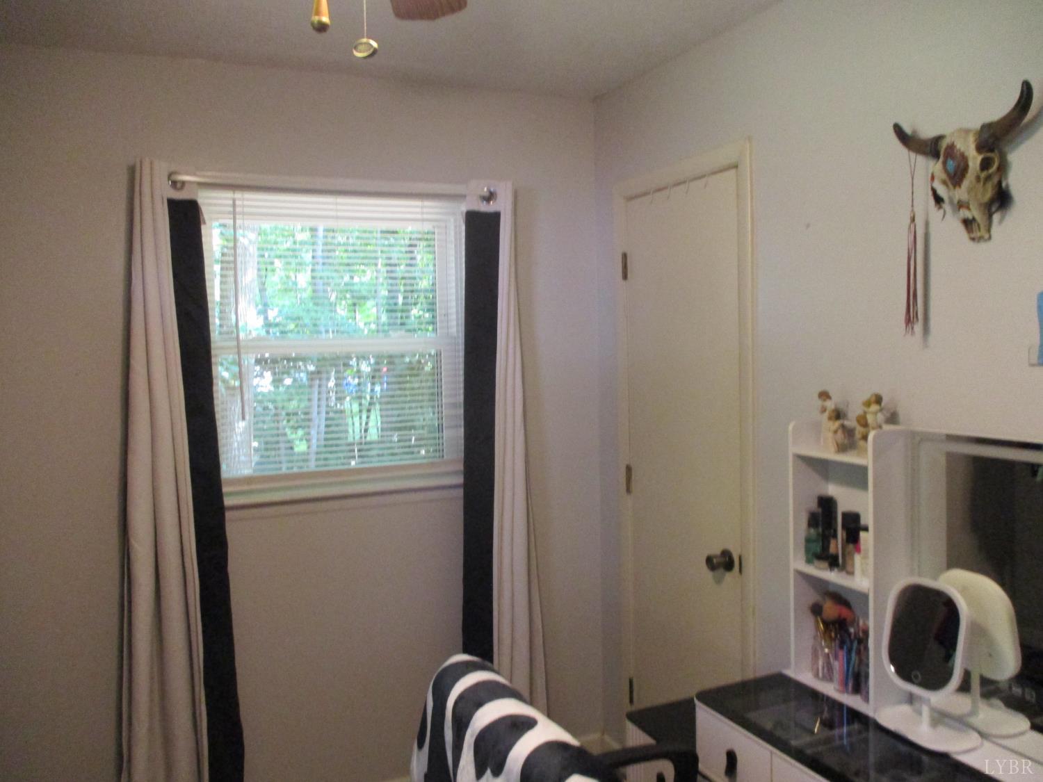 862 Izaak Walton Road Amherst, VA 24521 - Photo 26 of 51 Gallery Image 26