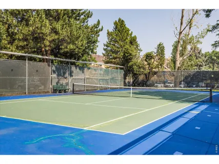 a view of a tennis court