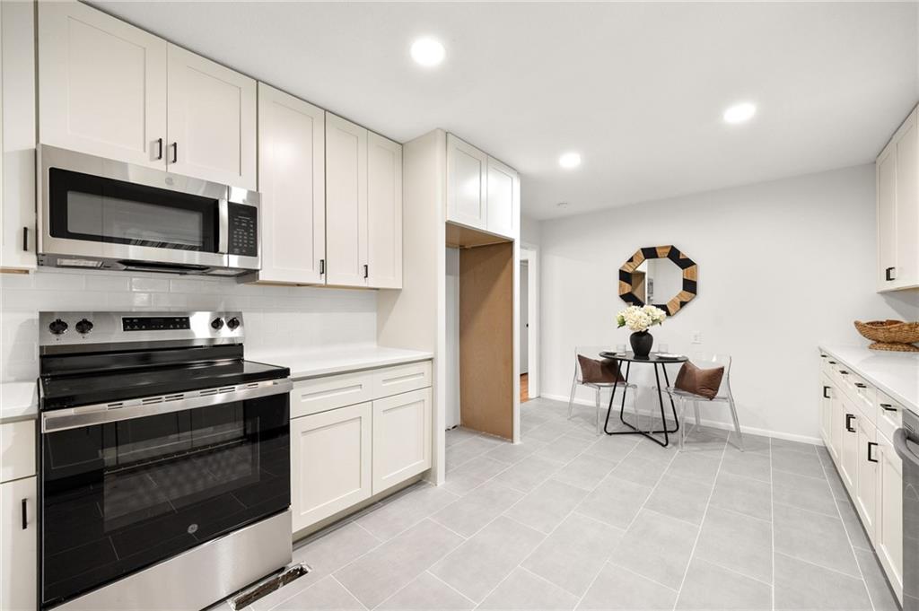 709 Southwest 7 Street Lee's Summit, MO 64081 - Photo 15 of 46