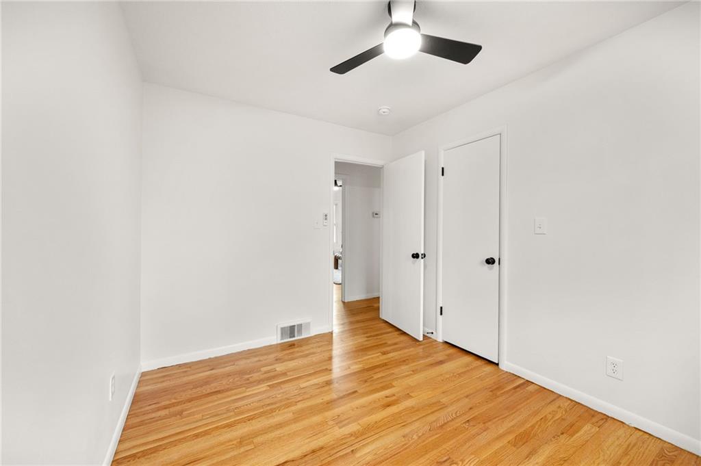 709 Southwest 7 Street Lee's Summit, MO 64081 - Photo 18 of 46