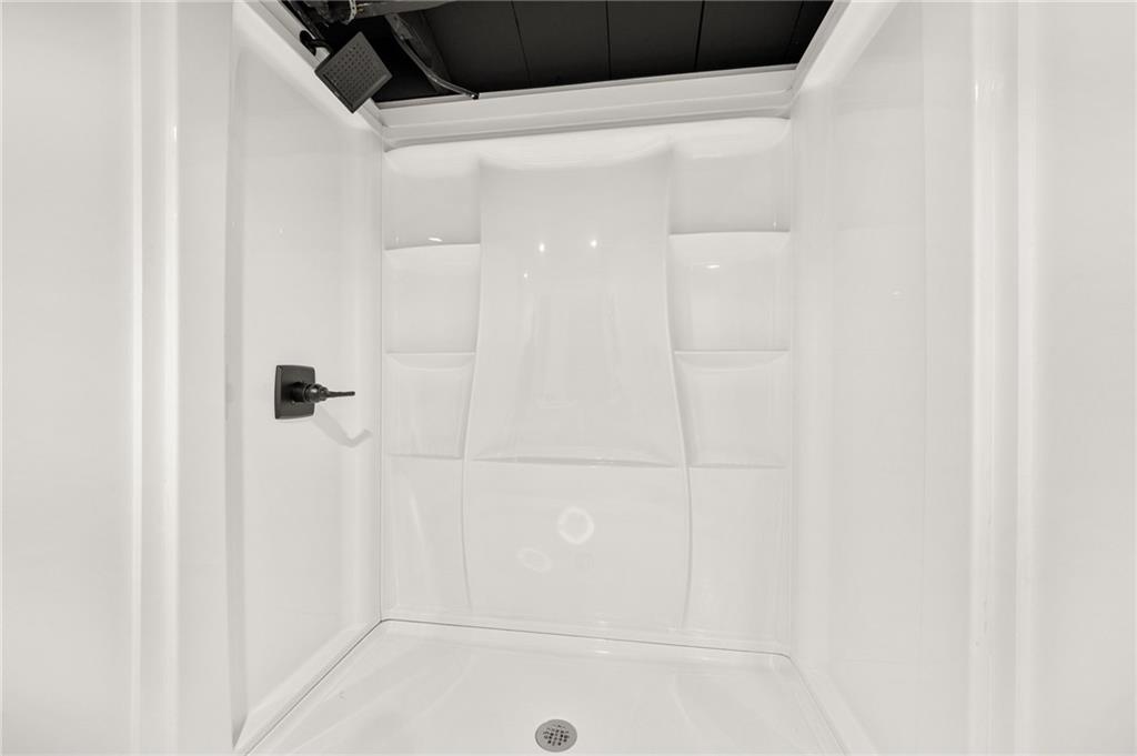 709 Southwest 7 Street Lee's Summit, MO 64081 - Photo 33 of 46