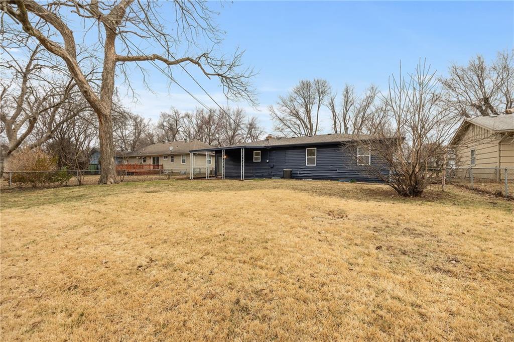 709 Southwest 7 Street Lee's Summit, MO 64081 - Photo 42 of 46