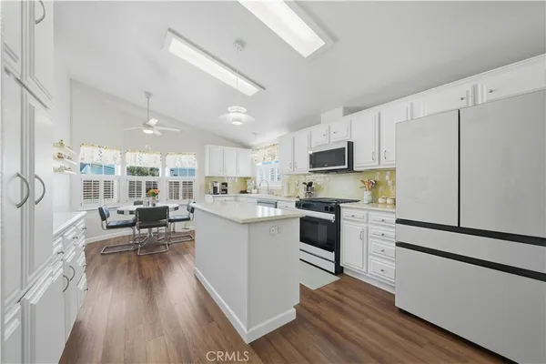 $229,900 | 27250 Murrieta, Unit 126, Menifee, CA 92586