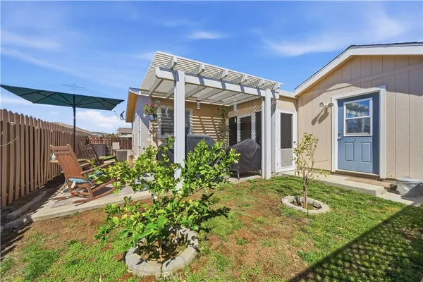 $229,900 | 27250 Murrieta, Unit 126, Menifee, CA 92586