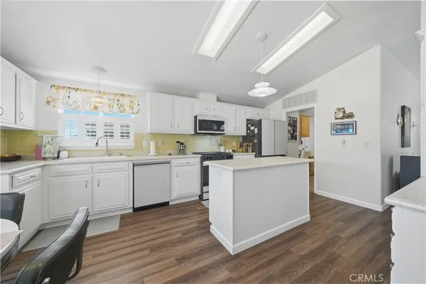 $229,900 | 27250 Murrieta, Unit 126, Menifee, CA 92586