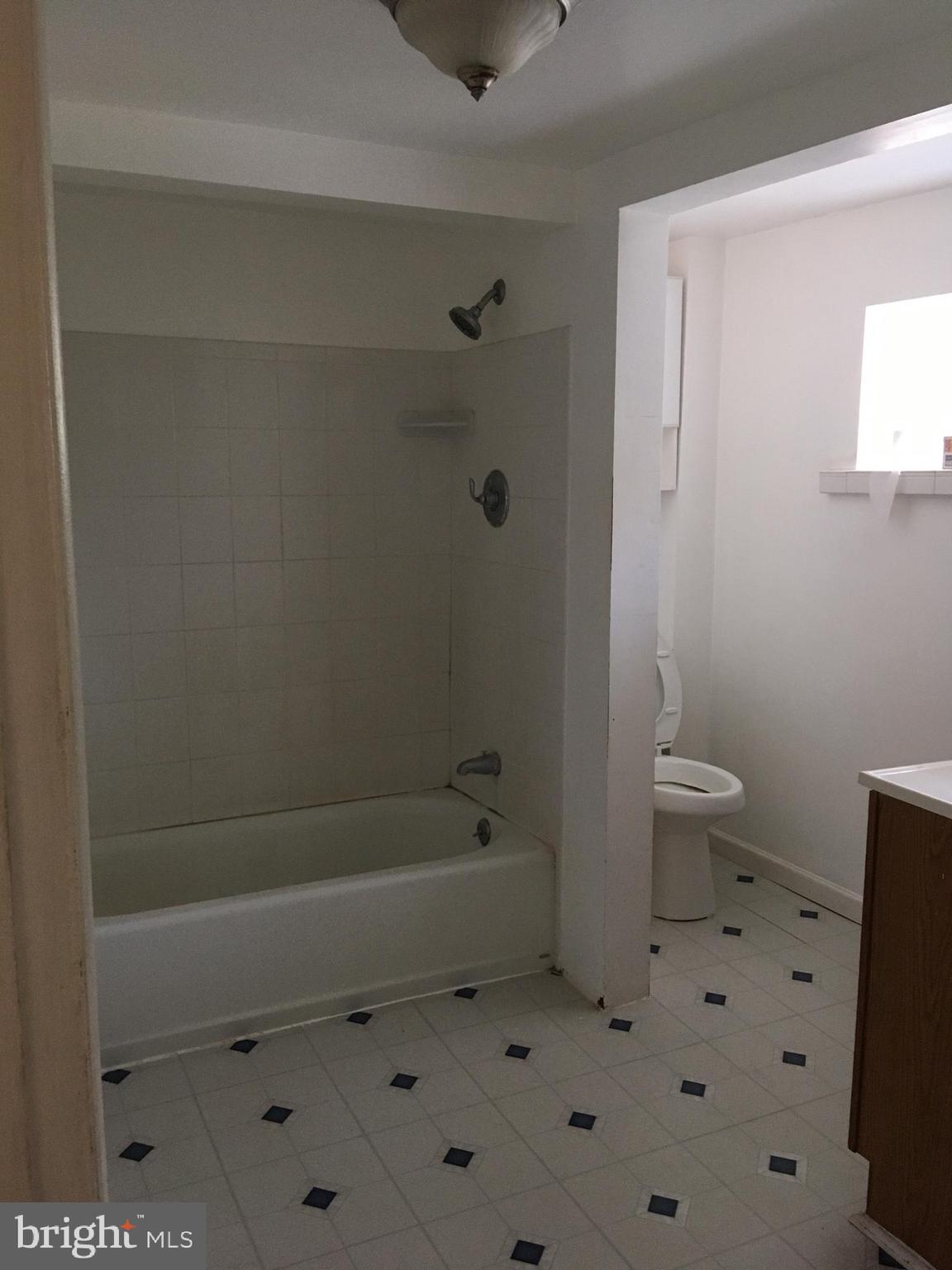 4 North Limerick Road Royersford, PA 19468 - Photo 15 of 24 Bathroom
