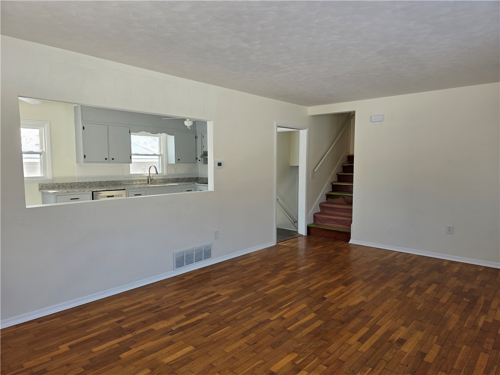 2505 St Louis Bridge Road Decatur, IL 62521 - Photo 5 of 22 Gallery Image 5