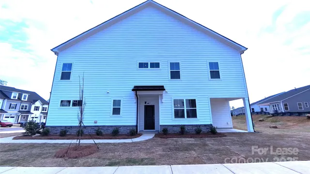 $2,299 | 9645 Munsing Drive, Charlotte, NC 28269