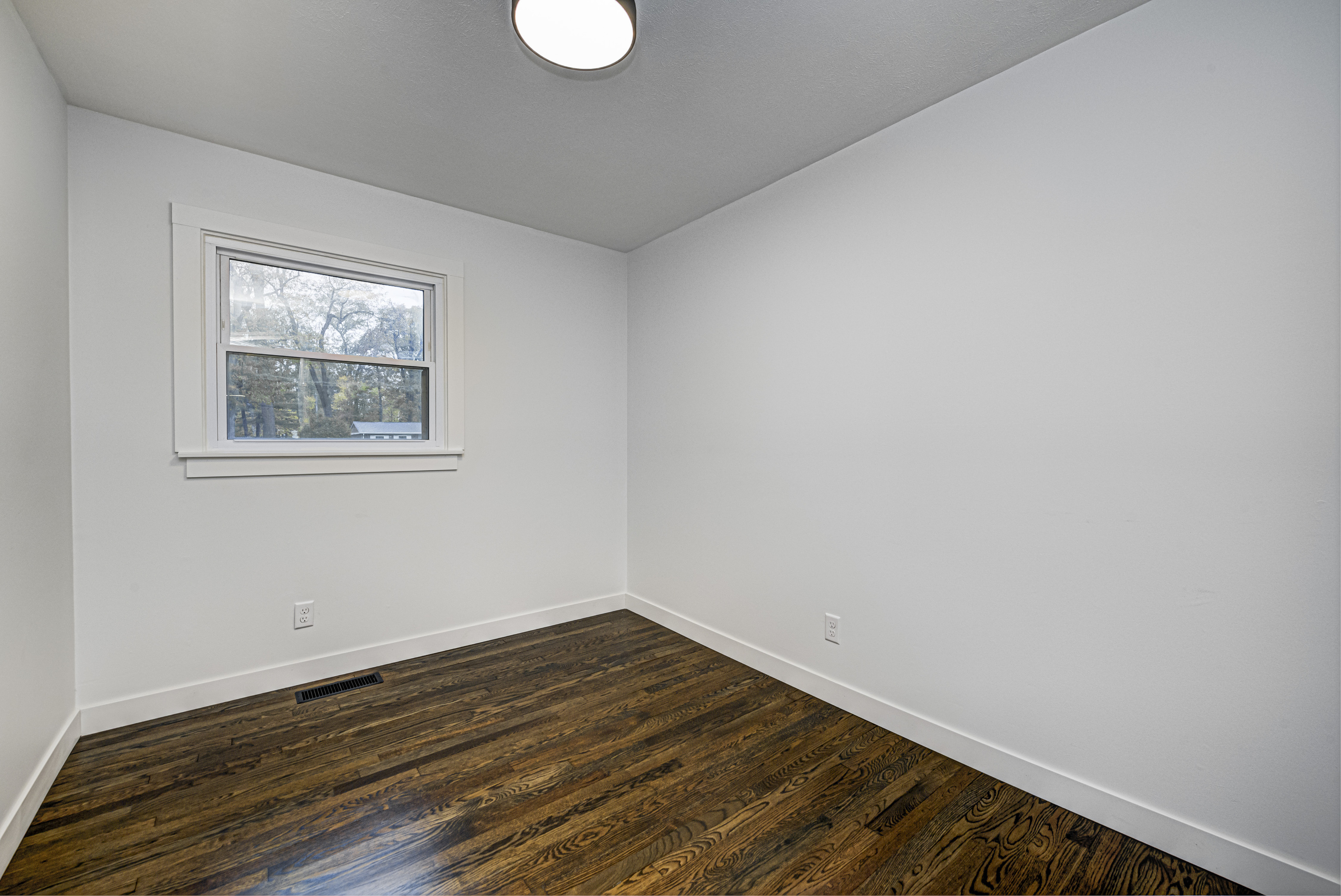 7845 Melbourne Road Indianapolis, IN 46268 - Photo 28 of 39