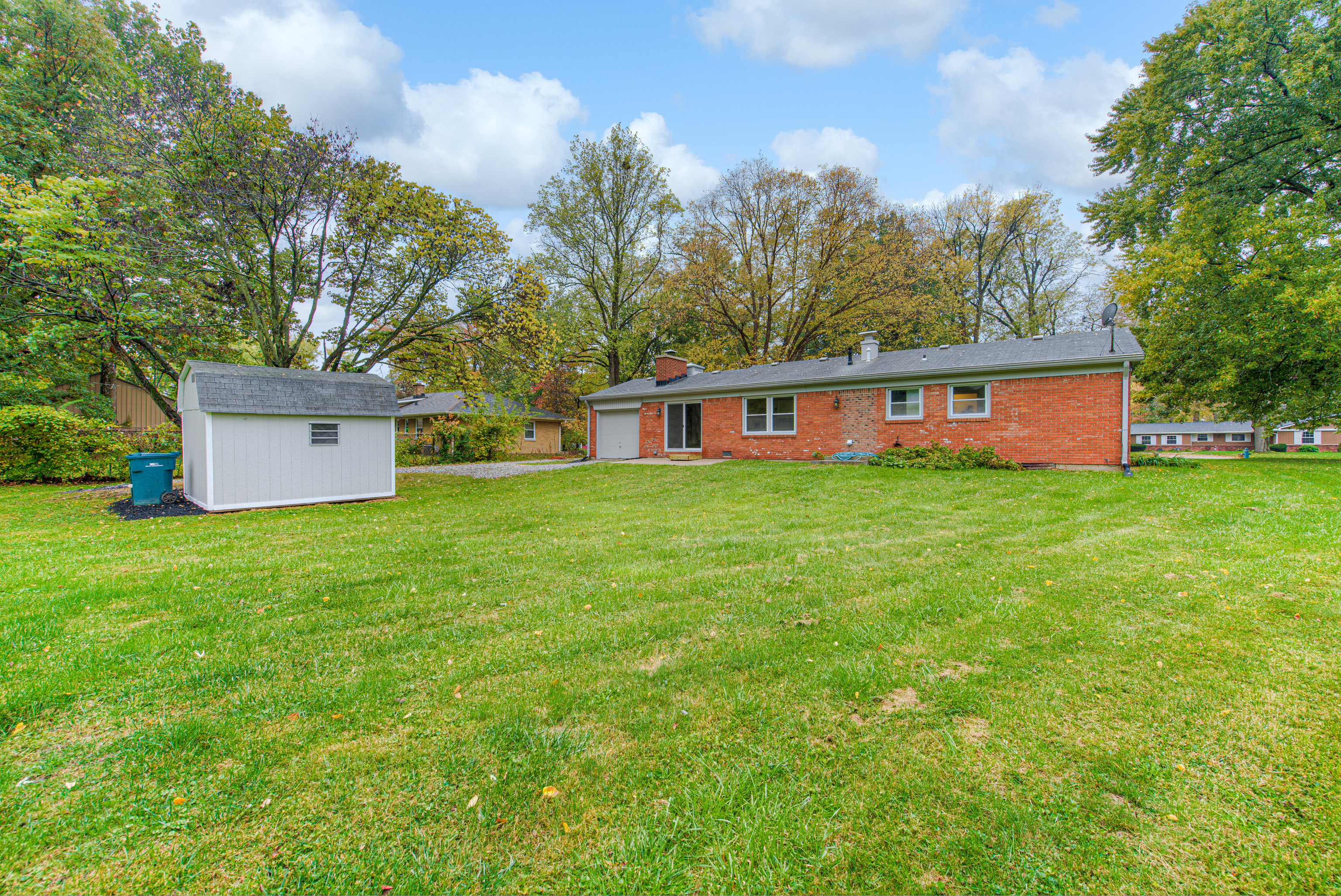 7845 Melbourne Road Indianapolis, IN 46268 - Photo 35 of 39