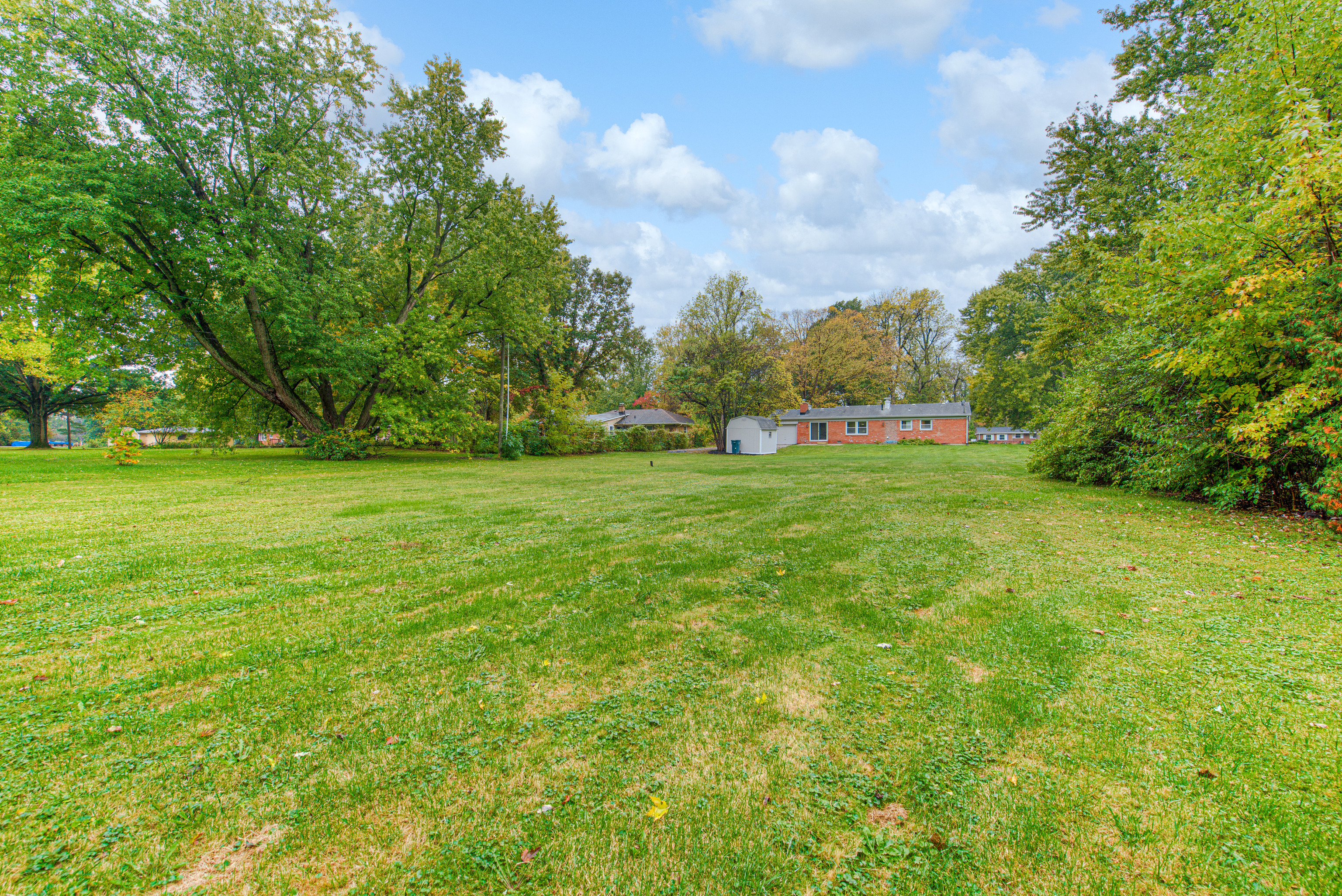 7845 Melbourne Road Indianapolis, IN 46268 - Photo 37 of 39
