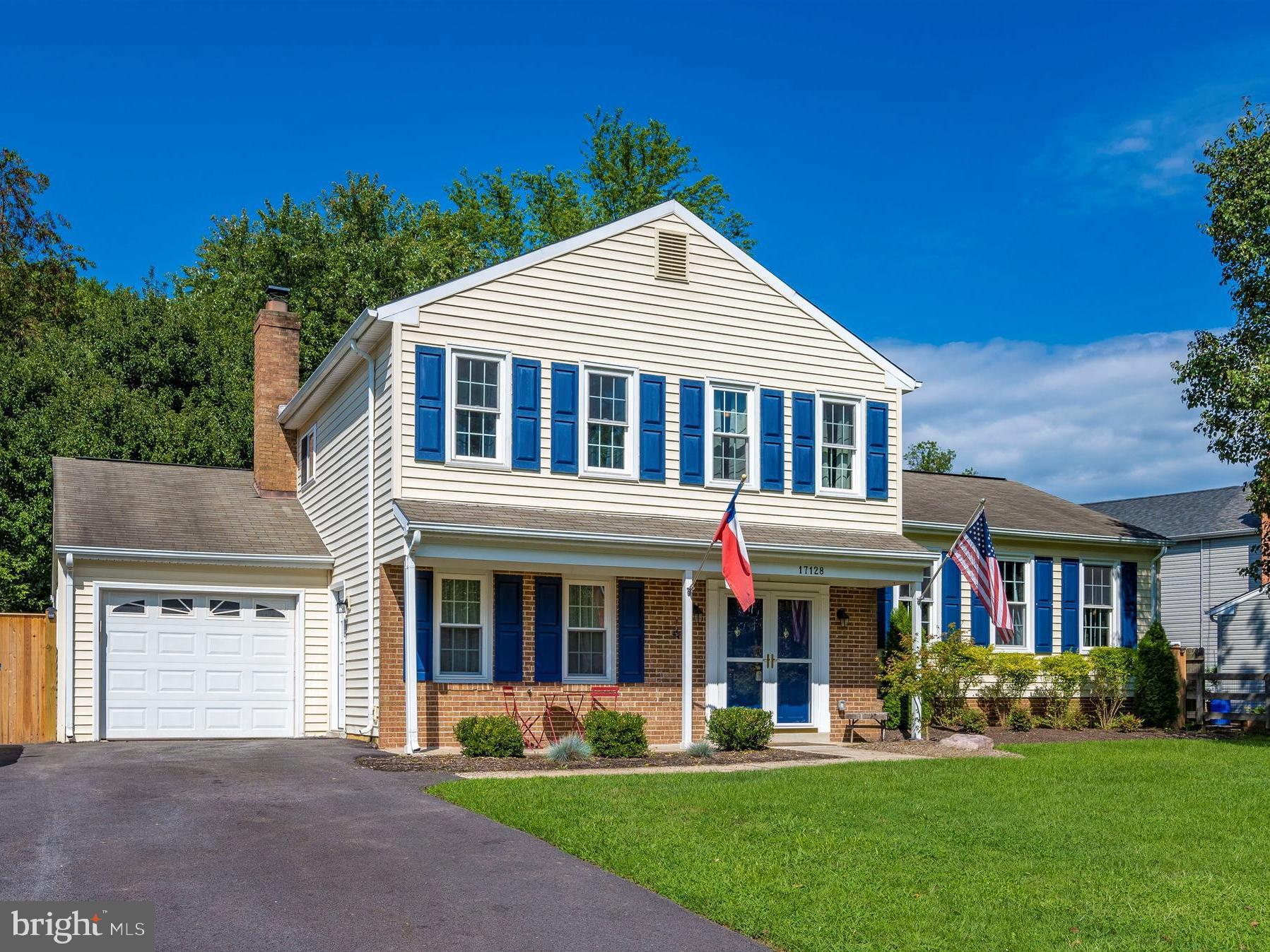 17128 Hoskinson Road Poolesville, MD 20837 - Photo 1 of 24