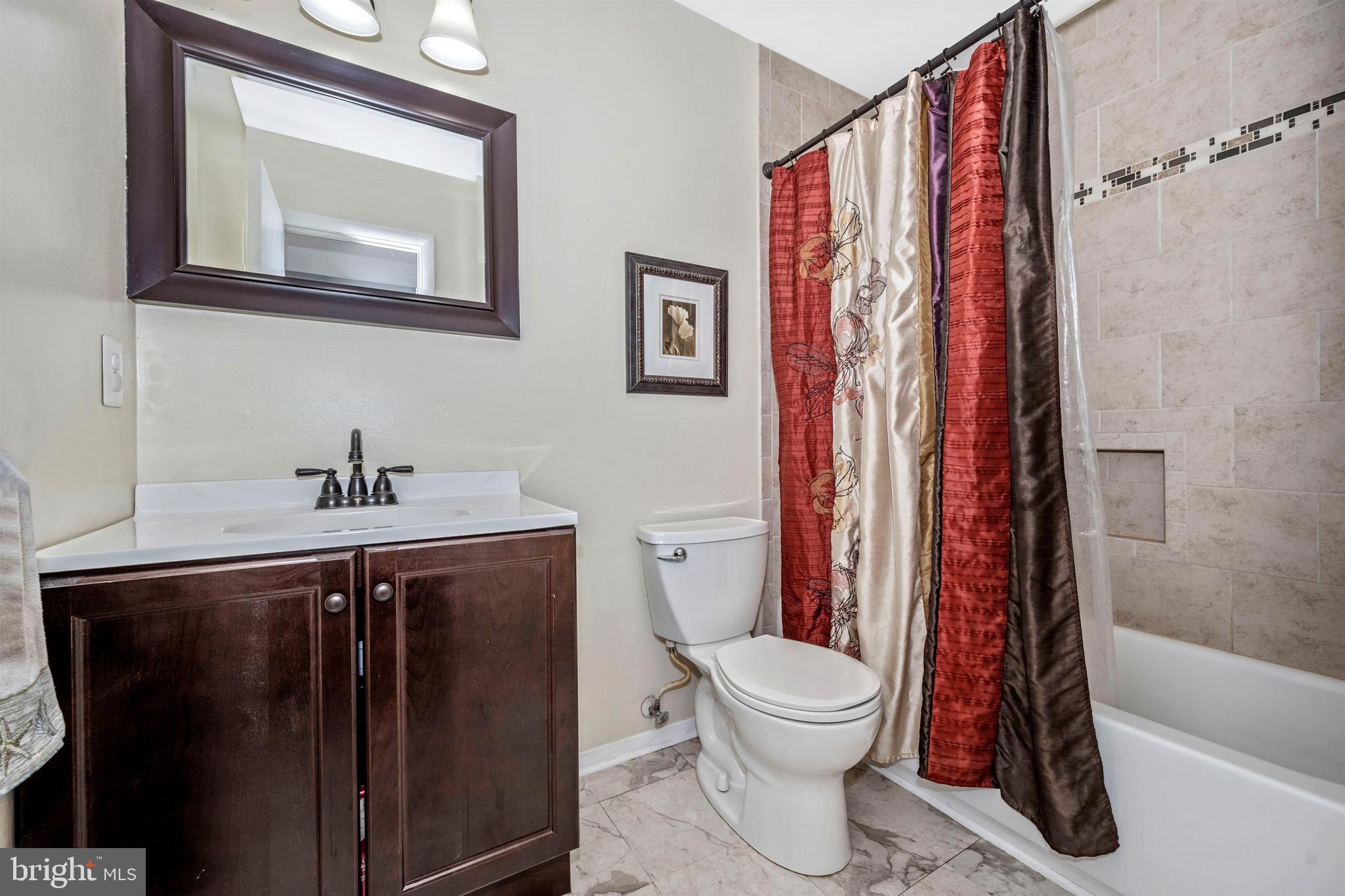 17128 Hoskinson Road Poolesville, MD 20837 - Photo 13 of 24