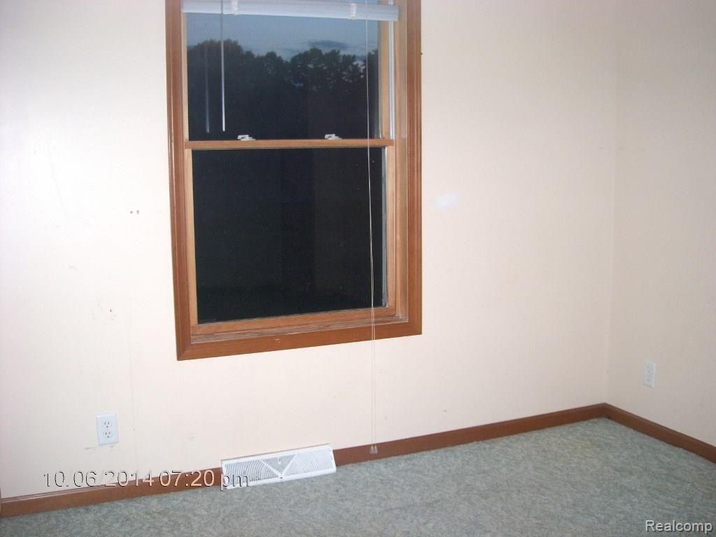11955 Sullivan Road Emmett, MI 48022 - Photo 9 of 15