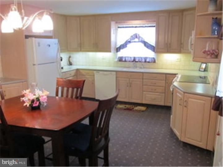 151 County Line Road Boyertown, PA 19512 - Photo 4 of 17 Gallery Image 4