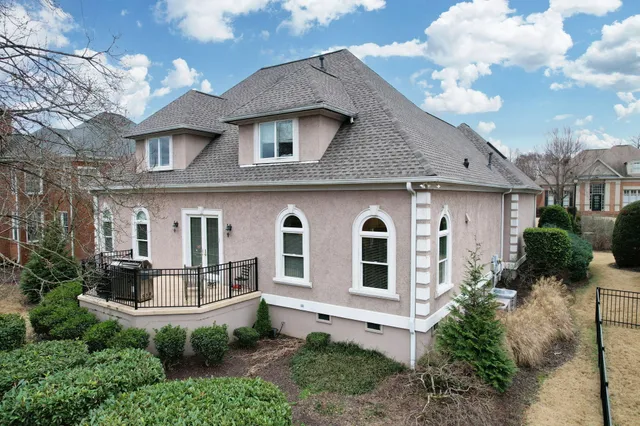 $670,000 | 315 Willow Glen Road, Chattanooga, TN 37421