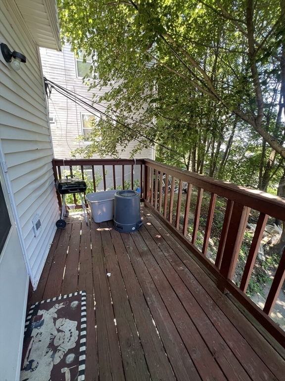 67 Everard Street Worcester, MA 01605 - Photo 14 of 20