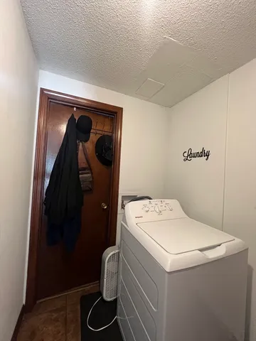 $299,000 | 67 Everard Street, Worcester, MA 01605