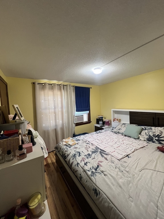 67 Everard Street Worcester, MA 01605 - Photo 8 of 20