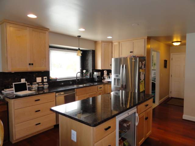 50230 Riverside Drive Macomb, MI 48044 - Photo 8 of 18 31076293-7.JPG