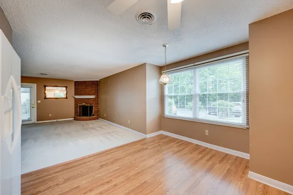 $239,900 | 5601 Country Drive, Unit 213, Nashville, TN 37211